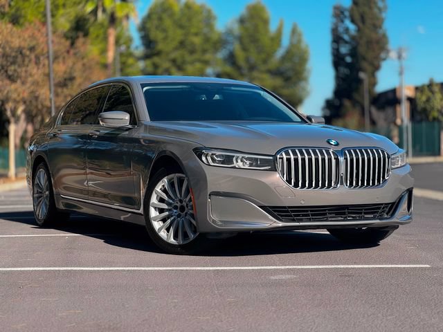 Used 2020 BMW 740i RWD image 1