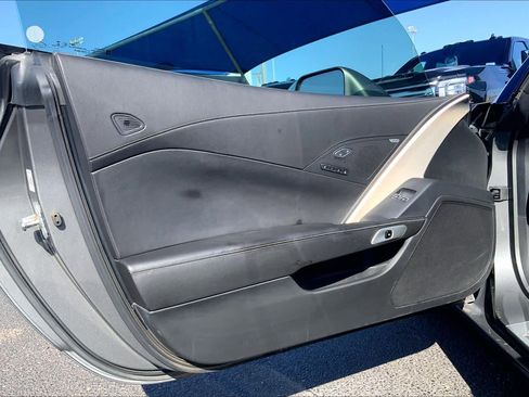 Used 2016 Chevrolet Corvette Stingray Coupe w/ 2LT Preferred Equipment Group image 20