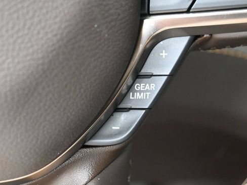 Used 2025 RAM 1500 Limited AWD/4WD image 22