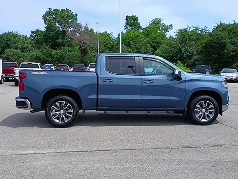 Certified 2024 Chevrolet Silverado 1500 LT w/ Max Trailering Package AWD/4WD image 9