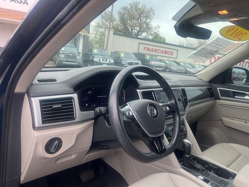 Used 2019 Volkswagen Atlas SEL FWD image 15