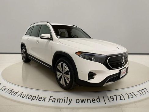 Used 2023 Mercedes-Benz EQB 300 4MATIC w/ Exclusive Package image 5