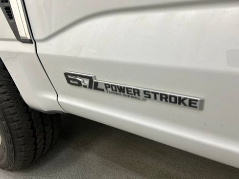 Used 2025 Ford F250 Lariat AWD/4WD image 26