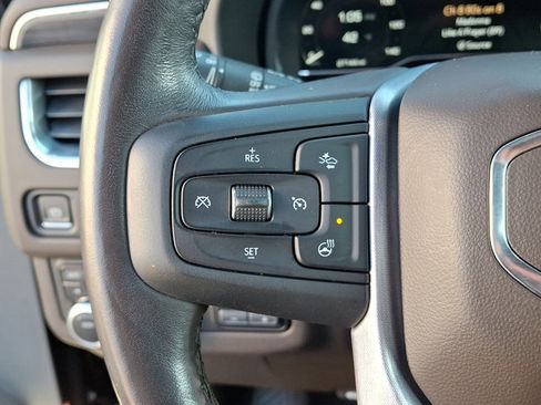 Used 2022 GMC Yukon SLT w/ SLT Luxury Package image 23