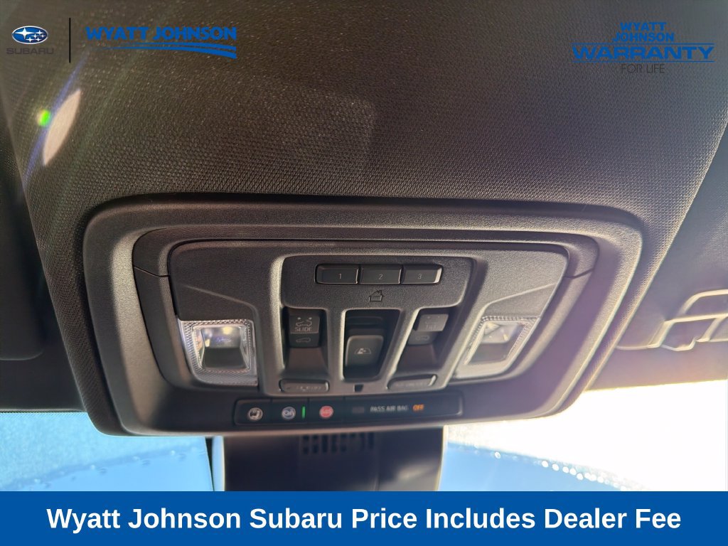 Used 2025 Chevrolet Silverado 1500 High Country w/ High Country Premium Package AWD/4WD image 28