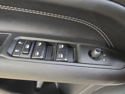 Used 2023 Jeep Compass High Altitude AWD/4WD image 25