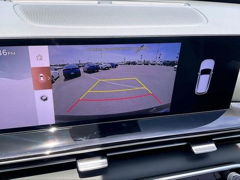 Certified 2025 Genesis GV80 2.5T Standard AWD/4WD image 21