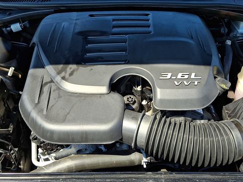 Used 2022 Dodge Challenger GT AWD/4WD image 28