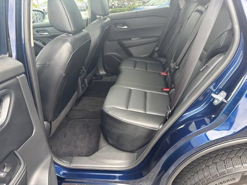 Used 2024 Nissan Rogue SV w/ SV Premium Package AWD/4WD image 25