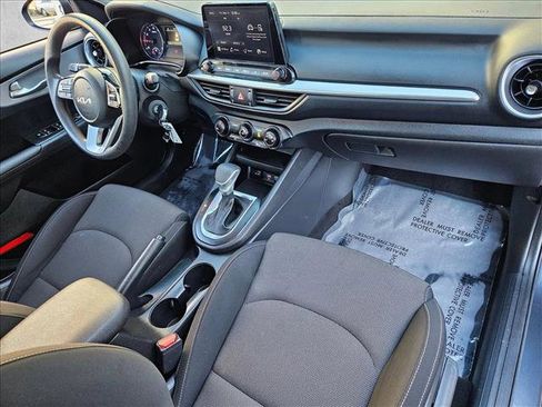 Used 2023 Kia Forte LXS w/ LXS Technology Package image 19