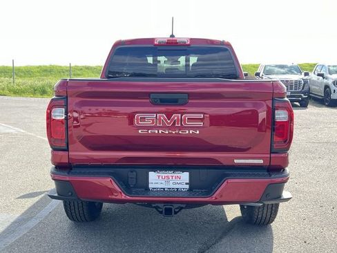 New 2026 GMC Canyon Elevation image 4