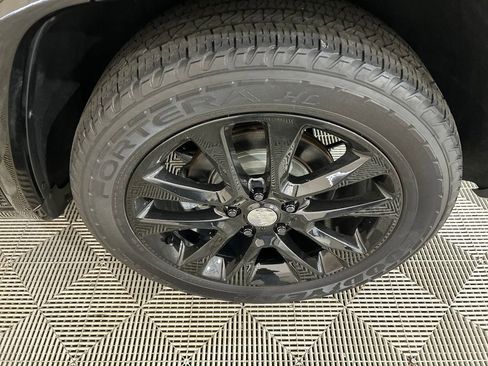 Used 2021 Jeep Grand Cherokee Overland image 10