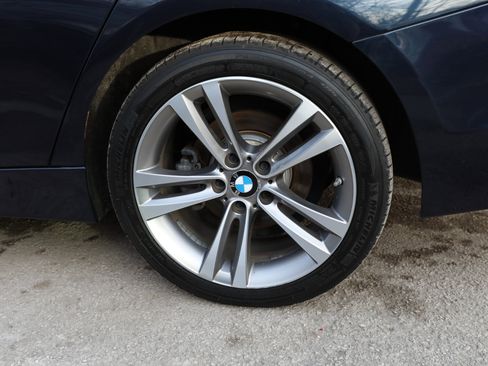 Used 2017 BMW 330i xDrive Sedan image 10