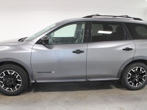 Used 2020 Nissan Pathfinder SV w/ Rock Creek Edition image 6