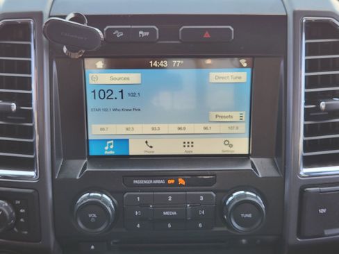 Used 2016 Ford F150 XLT w/ Equipment Group 302A Luxury AWD/4WD image 19