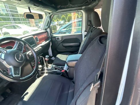 Used 2019 Jeep Wrangler Rubicon AWD/4WD image 5