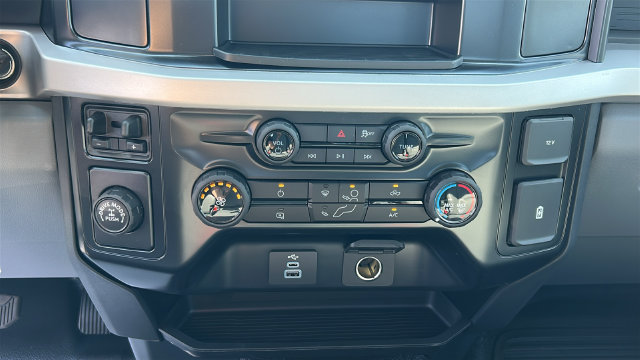 New 2026 Ford F350 XL w/ XL Chrome Package RWD image 21