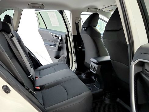 Certified 2025 Toyota RAV4 LE AWD/4WD image 18
