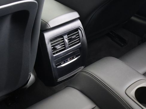 Used 2024 BMW 430i xDrive Convertible w/ Premium Package image 21