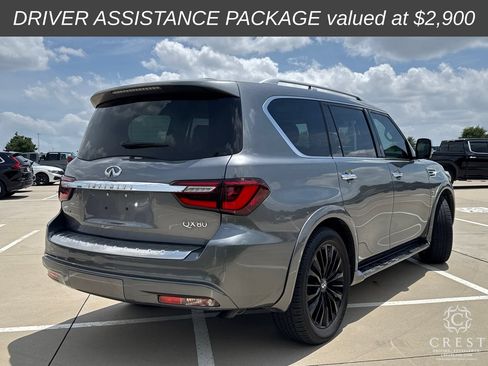 Used 2018 INFINITI QX80 2WD w/ Deluxe Technology Package image 2