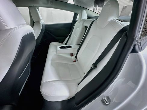 Used 2023 Tesla Model 3 Standard Range RWD image 26