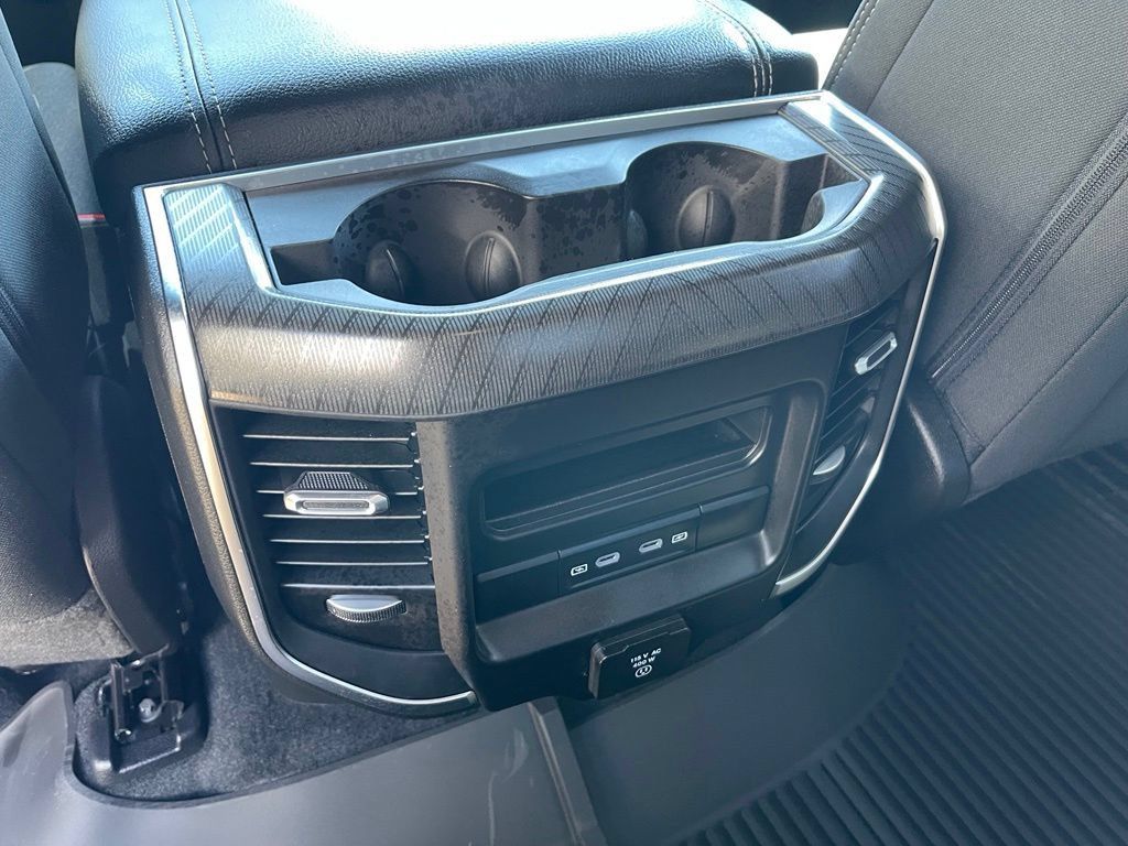 New 2026 RAM 1500 Big Horn AWD/4WD image 23