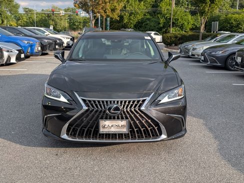Used 2025 Lexus ES 350 w/ Premium Package FWD image 8