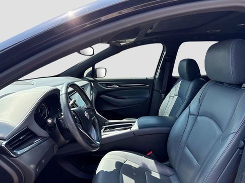 Used 2024 Buick Enclave Essence w/ Experience Buick Package FWD image 10