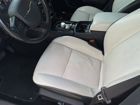 Used 2021 Chrysler 300 S w/ S Model Appearance Package image 9