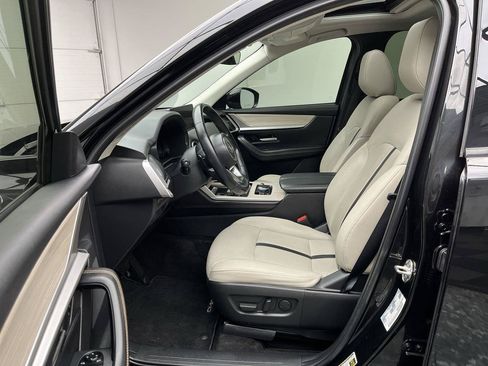 Certified 2024 MAZDA CX-90 Plug-In Hybrid w/ Preferred AWD/4WD image 3