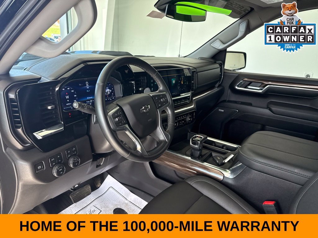Used 2024 Chevrolet Silverado 1500 LT Trail Boss w/ LT Trail Boss Premium Package AWD/4WD image 9