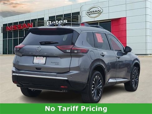 Certified 2026 Nissan Rogue Platinum w/ Platinum Premium Package image 4