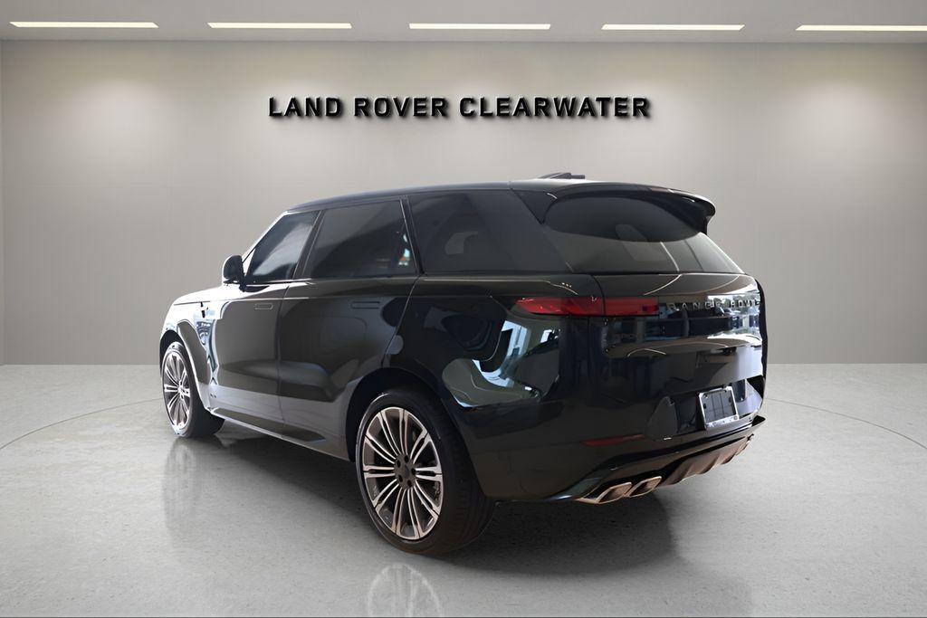New 2026 Land Rover Range Rover Sport Dynamic SE AWD/4WD image 2
