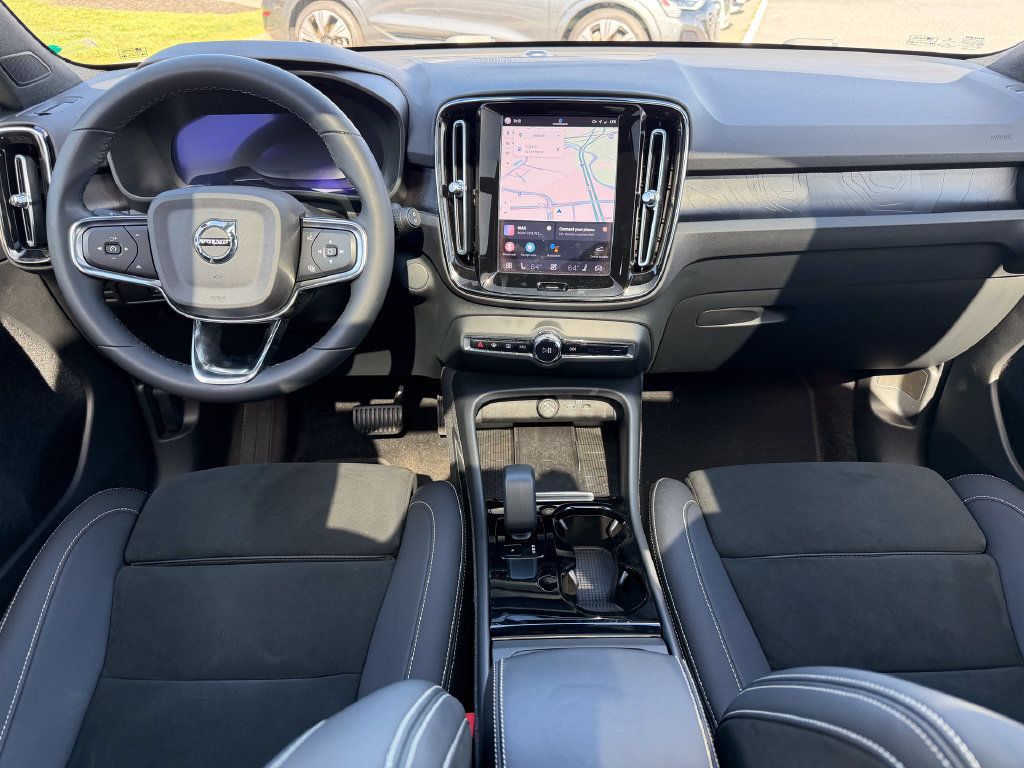 Certified 2023 Volvo XC40 Recharge Plus AWD/4WD image 2