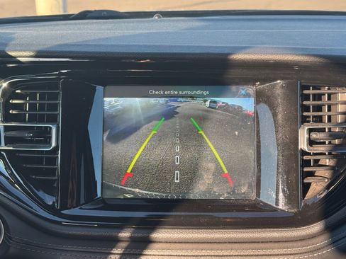 Used 2023 Dodge Durango SXT image 23