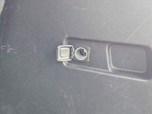 Used 2018 GMC Acadia Denali image 29