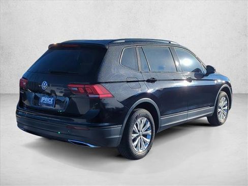 Used 2019 Volkswagen Tiguan S image 5