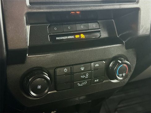 Used 2015 Ford F150 XL w/ Equipment Group 101A Mid image 18