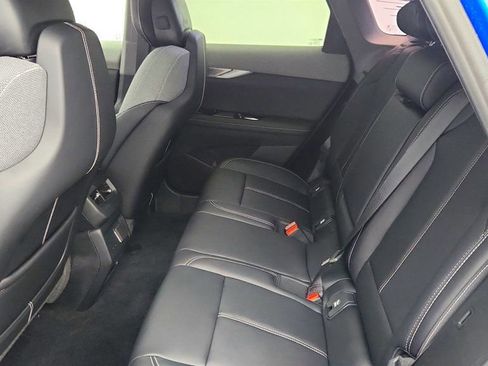 Used 2025 Cadillac Optiq Luxury 1 image 20