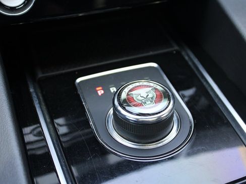 Used 2020 Jaguar F-PACE S image 24