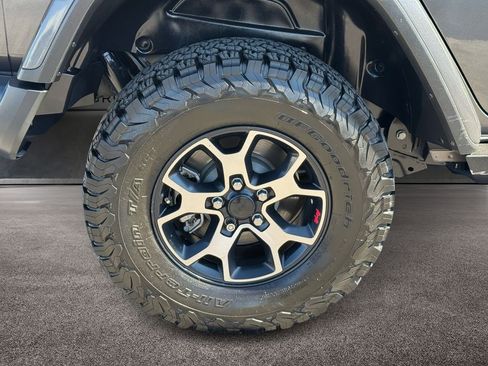 Used 2019 Jeep Wrangler Unlimited Rubicon AWD/4WD image 8