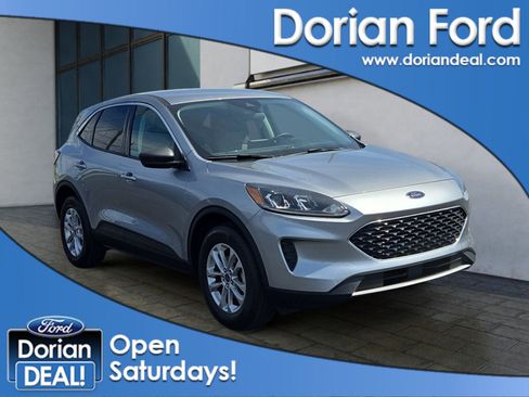 Used 2022 Ford Escape SE w/ Convenience Package AWD/4WD image 1