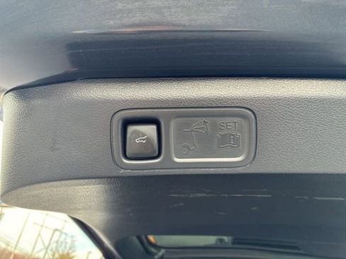 Used 2024 Ford Expedition Max Limited image 10