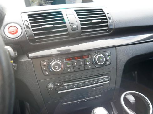 Used 2013 BMW 128i Convertible image 37