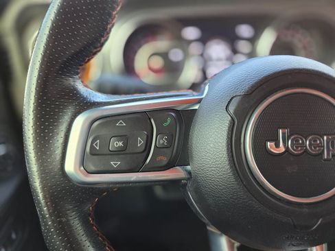 Used 2021 Jeep Gladiator Mojave AWD/4WD image 17