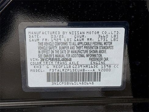 Certified 2025 Nissan Kicks Play S image 31