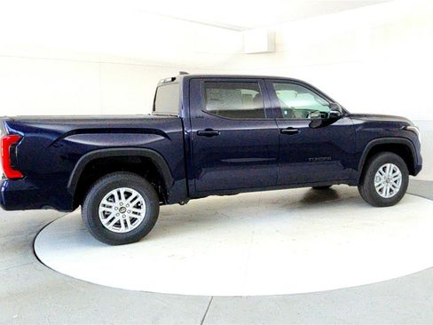 New 2026 Toyota Tundra SR5 AWD/4WD image 6