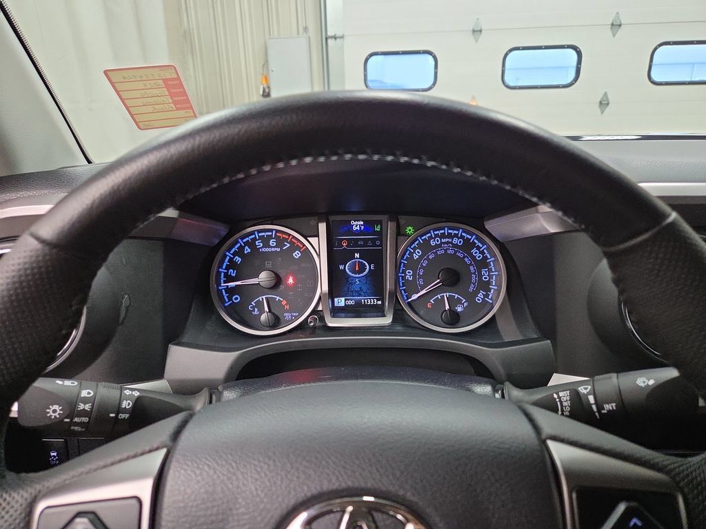 Used 2023 Toyota Tacoma SR5 AWD/4WD image 21