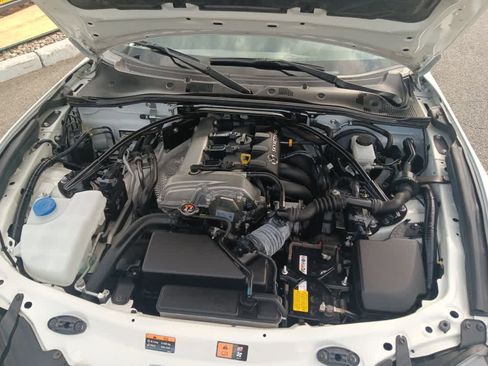 Used 2021 MAZDA MX-5 Miata RF Grand Touring image 25