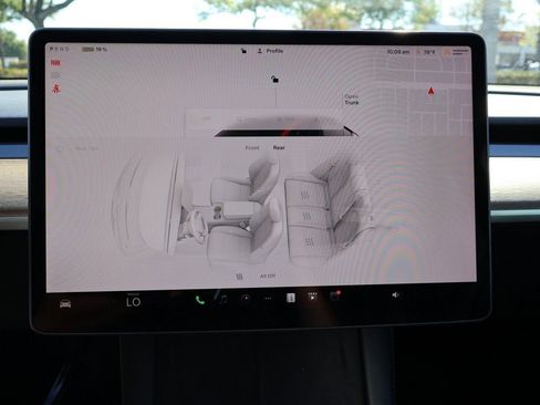 Used 2022 Tesla Model Y Long Range AWD/4WD image 52